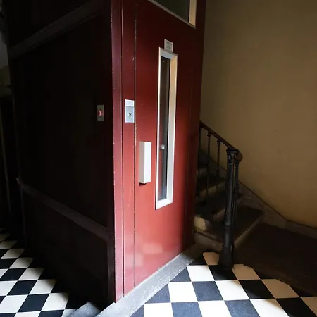 Lovely Attic Apartament Mediolan